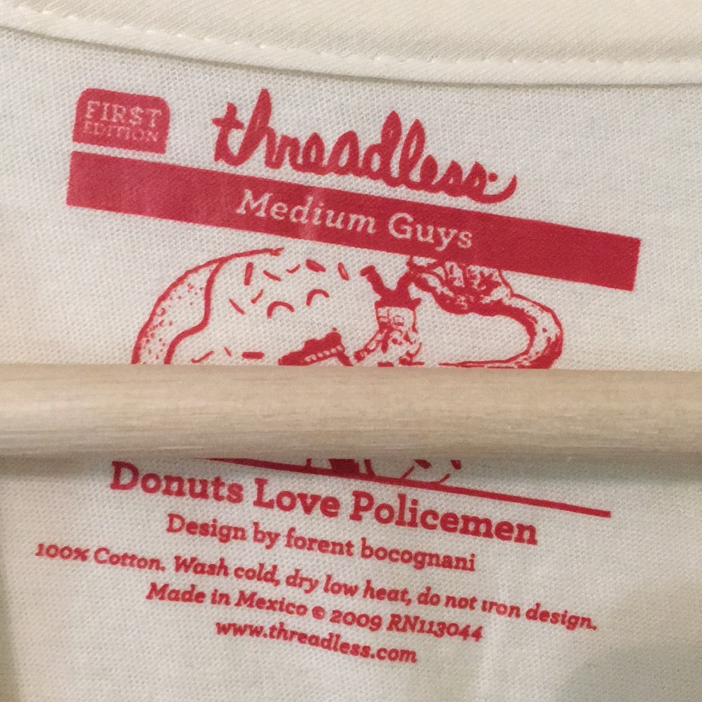 🌟🌟Threadless Men's Doughnut Tee🌟🌟 - Picture 3 of 3